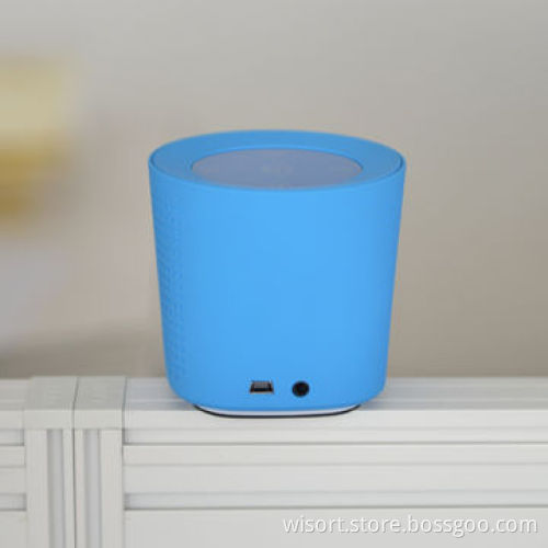 Small Bluetooth MP3 Speaker with SIRI Function